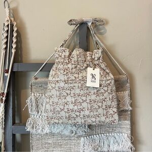HOBO International Prose Convertible Crossbody Bag Botanical Beauty New W/tags